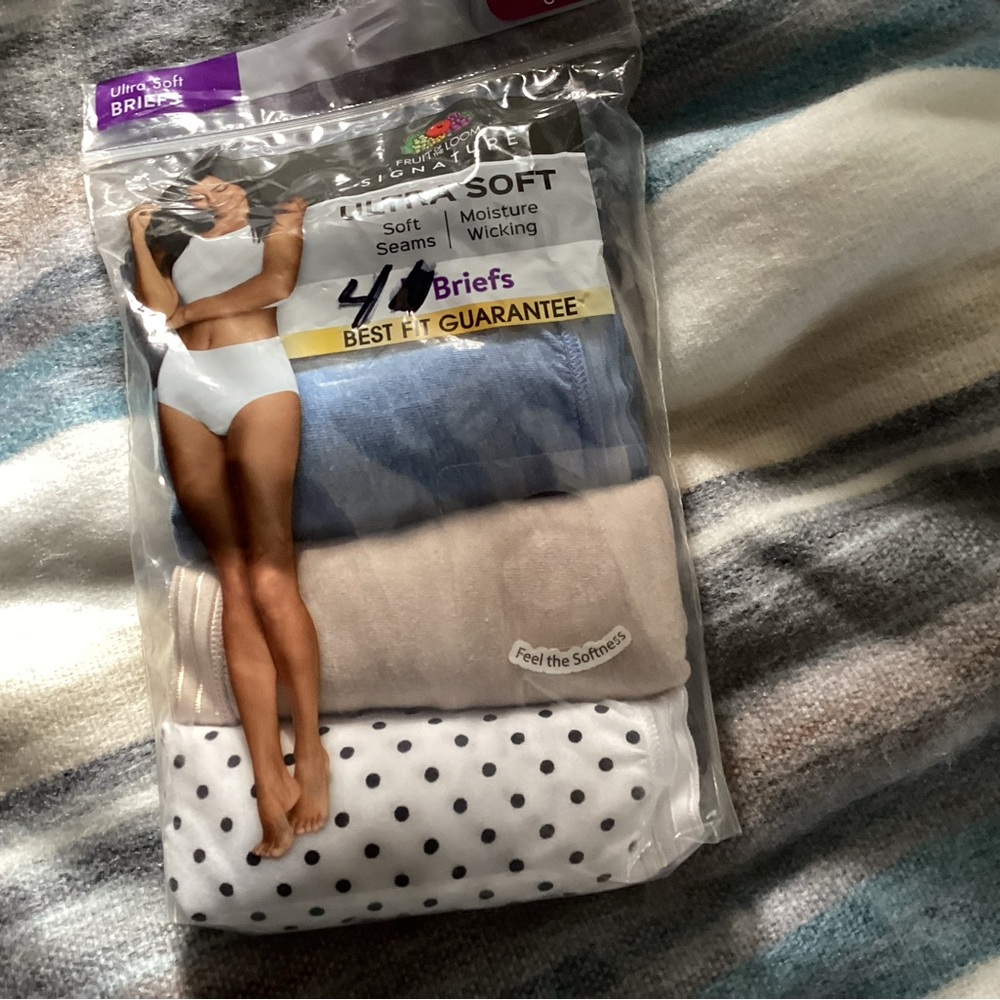 Fruit of the Loom Womens Briefs - Light Blue, Beige, Polka Dot